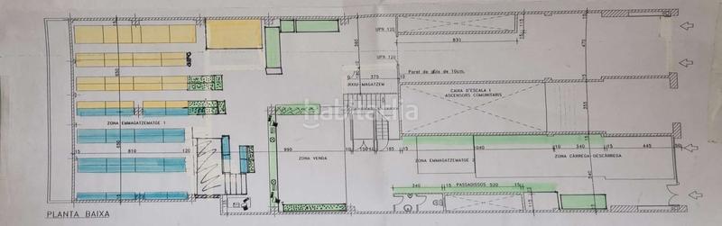 Foto f081a392-4d89-485d-bfe8-6b6106d63608. Local comercial en Sant Antoni Barcelona