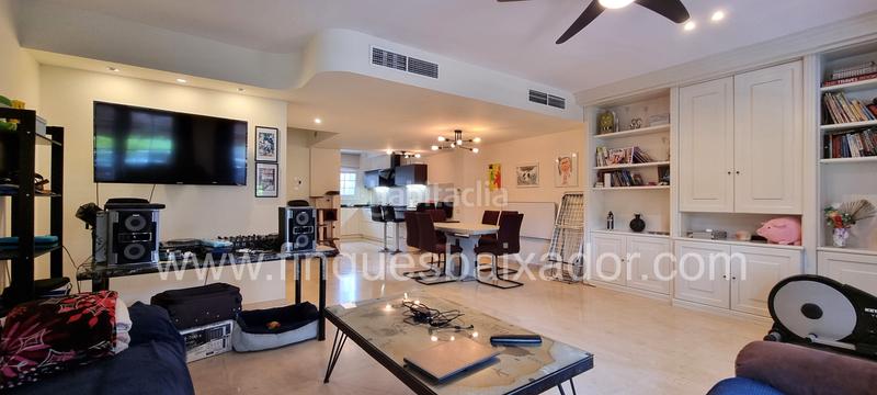 Foto 35dd4c9a-4784-429c-b835-73be4a992280. Semi detached house with heating parking pool in Gava Mar Gavà