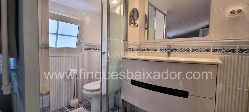 Foto 8047f01e-3775-49e7-abbb-d0c5bf8a3960. Semi detached house with heating parking pool in Gava Mar Gavà