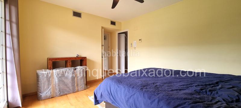 Foto b08e2192-a5e6-4ebc-b231-c72c2180f21f. Semi detached house with heating parking pool in Gava Mar Gavà