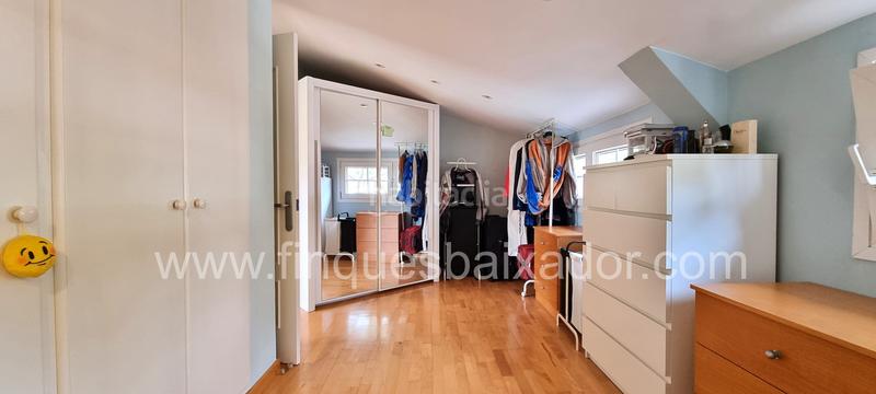 Foto ea0f38e1-83bd-47be-8861-9bcf7cf977d3. Semi detached house with heating parking pool in Gava Mar Gavà