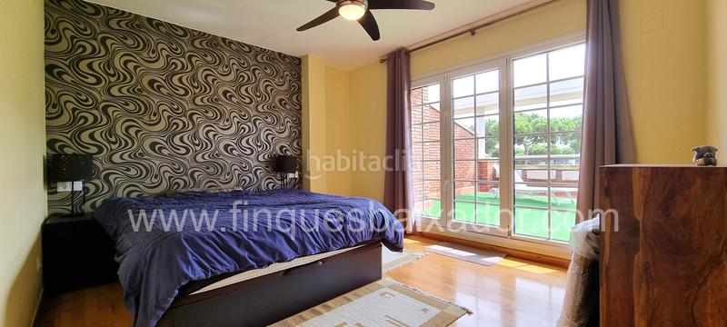 Foto f839b469-5e04-4ed2-a129-ee85e87a3470. Semi detached house with heating parking pool in Gava Mar Gavà