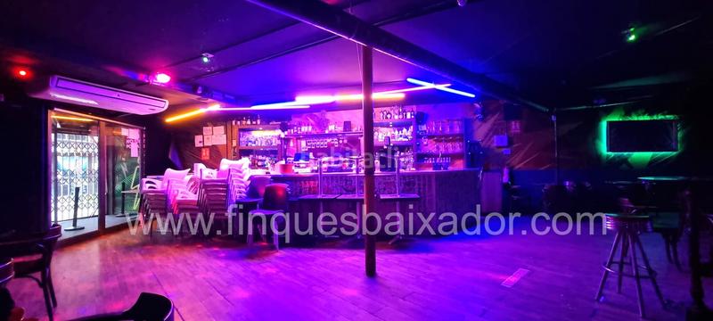 Foto 6f71903d-c063-4495-b293-b42999f024a1. Pas-de-porte local commercial avec chauffage dans Lluminetes Castelldefels