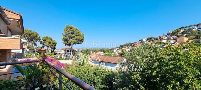 Foto 0f3e9cd9-b27e-4d0d-a563-d56dd9e1f9e7. Casa en Montmar Castelldefels