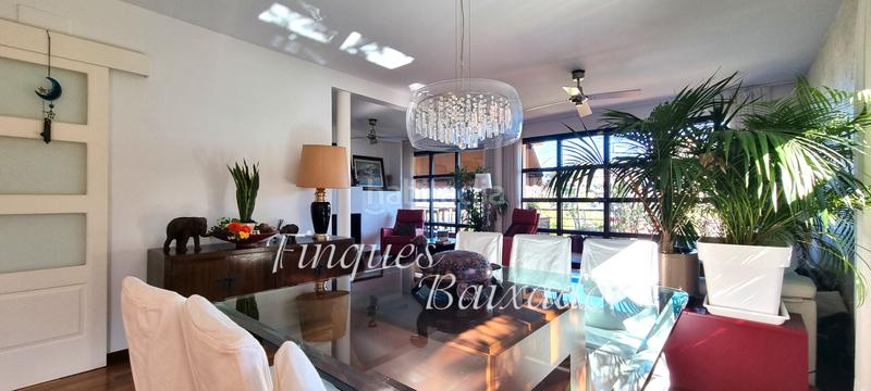 Foto fd03c65c-5623-4090-b598-c3d022b73b07. Maison avec cheminée chauffage parking dans Montmar Castelldefels