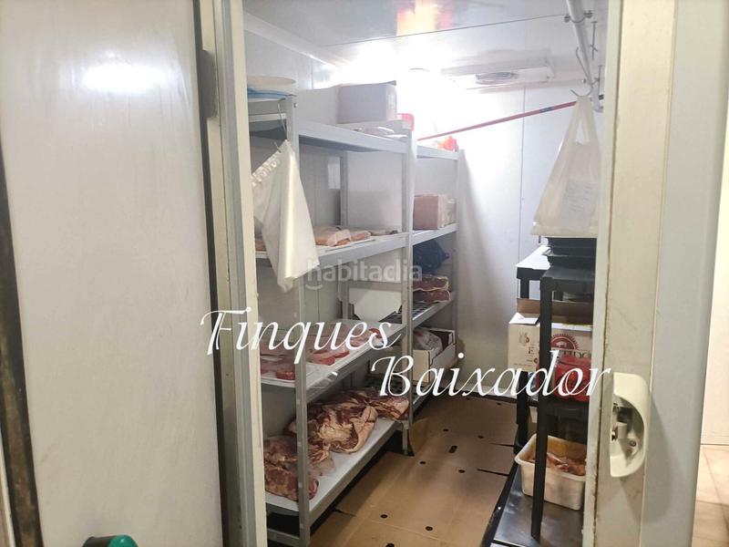 Foto 86ec48a8-1903-4e64-9cc7-48b9ce8fba1a. Traspaso local comercial ** ¡oportunidad! traspaso carniceria en funcionamiento ** en Gavà