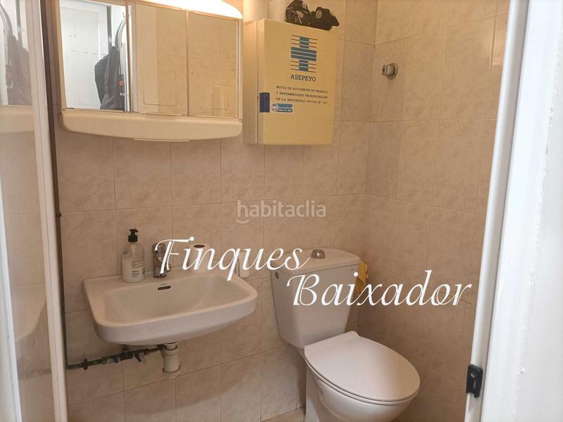 Foto acb8b367-7bb5-4834-9feb-e26c10629fbb. Traspaso local comercial ** ¡oportunidad! traspaso carniceria en funcionamiento ** en Gavà