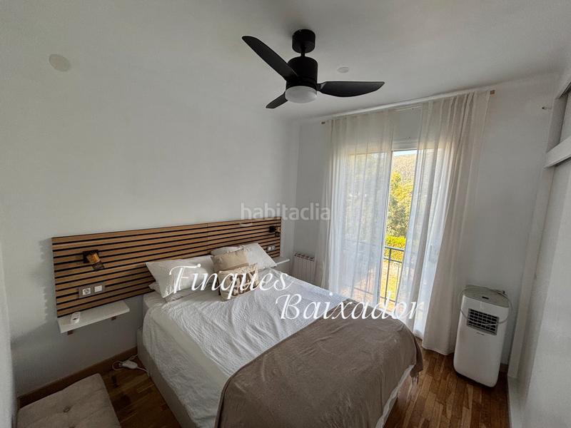 Foto e123c3e8-522e-4988-a2e2-e7770b58786b. Alquiler piso ¡precioso piso de 2 habs. con impresionantes vistas al mar y montaña! en Castelldefels