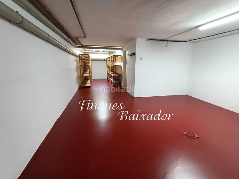 Foto ccf47053-12fc-4e9f-b5ca-9bfea74c93ac. Casa adossada amb xemeneia calefacció aparcament piscina a Castelldefels