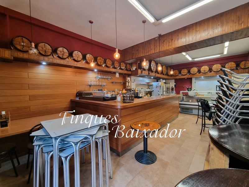 Foto bbdaddc5-1268-493d-a51a-25d964b29729. Traspaso local comercial ¡finques baixador presenta este bar en traspaso en Bellvitge! en Hospitalet de Llobregat (L´)
