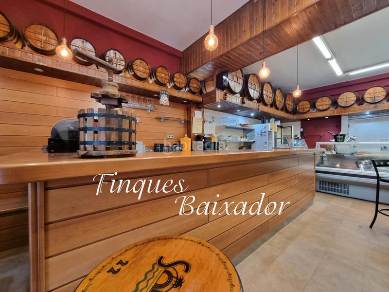 Foto dbf69606-7cf0-4cd4-9246-78e4ded9cf2f. Traspaso local comercial ¡finques baixador presenta este bar en traspaso en Bellvitge! en Hospitalet de Llobregat (L´)