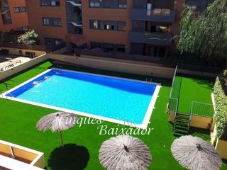 Dúplex  Avinguda de la constitució. ¡amplio atico duplex con zona comunitaria con piscina y 2 plazas