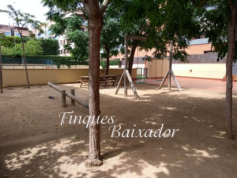 Foto 3d4fc277-7871-4396-b8d9-6cc3a8d92d75. Dúplex amb calefacció aparcament piscina a Els Canyars Castelldefels