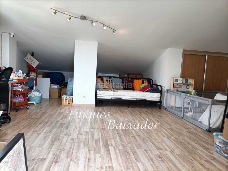 Foto a762f710-8360-4214-9322-f4b386f24f7e. Dúplex amb calefacció aparcament piscina a Els Canyars Castelldefels
