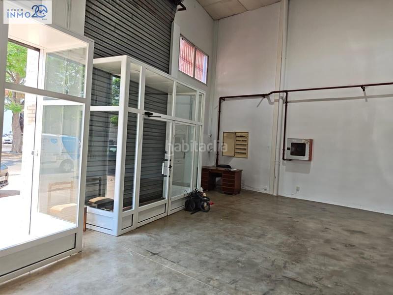 Foto b716b5f5-2ee8-42cb-bf81-baa2bd42b23e. Location bâtiment à usage industriel dans Aldaia