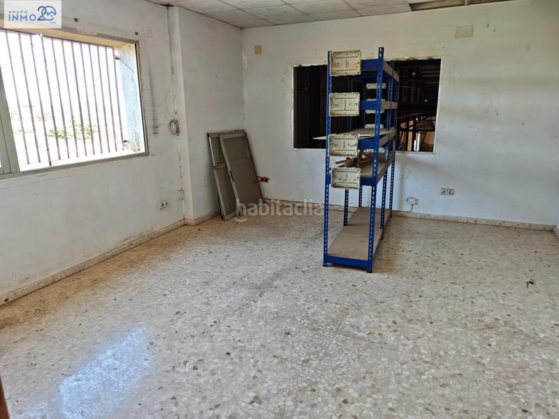 Foto 0612d571-79a8-4183-8296-015317c2e410. Location bâtiment à usage industriel dans Beniparrell