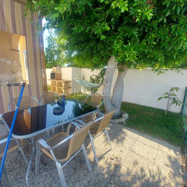 Foto 7bab62f5-8e2e-46d4-b0b7-db8bdcbba40c. Location chalet avec cheminée chauffage parking piscine dans Chiclana de la Frontera