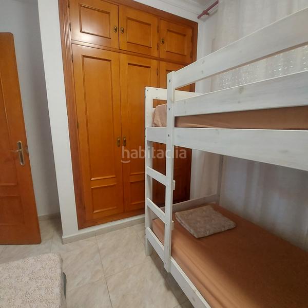 Foto c38d8c08-3c30-4a9e-8e1d-4f1c7b92ca18. Location chalet avec cheminée chauffage parking piscine dans Chiclana de la Frontera