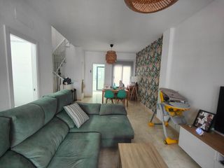 Casa a schiera  Calle saturno