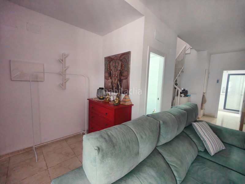 Foto 13ba8f1d-6726-4779-ad09-1263aa9bcc4e. Casa adosada en Camposoto - Gallineras San Fernando