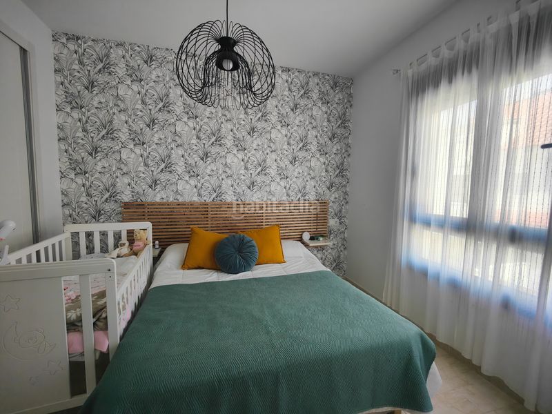 Foto b61d725b-56fc-4e60-8a41-15b28cde74e6. Casa adosada en Camposoto - Gallineras San Fernando
