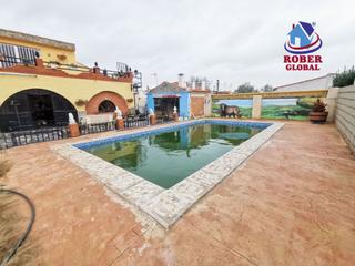 Haus en Calvarrasa de Abajo. Chalet rstico en nuevo naharros