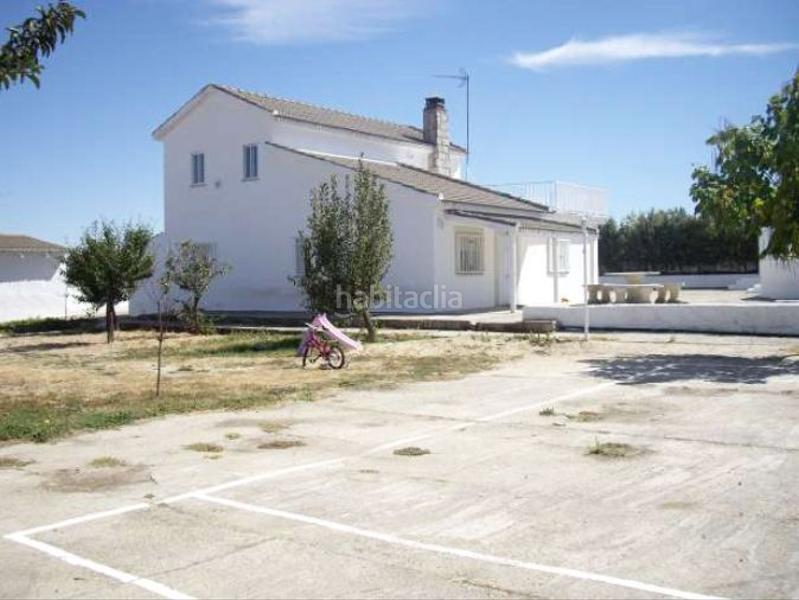 Foto c09ac587-e0e3-41e9-9f33-e5f644320a51. Casa chalet rústico en Arapiles