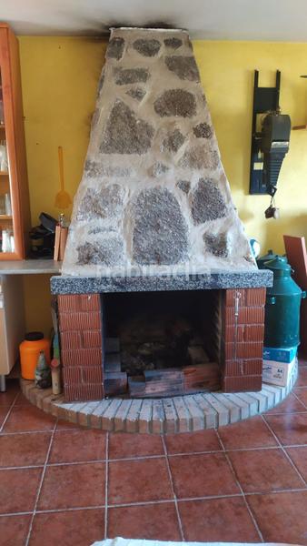 Foto fdfd20fe-f557-4912-88f8-ed7a8c0b8a82. Casa en Calvarrasa de Arriba