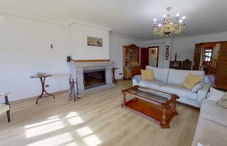 Casa a Carbajosa de la Sagrada. Chalet individual en navahonda