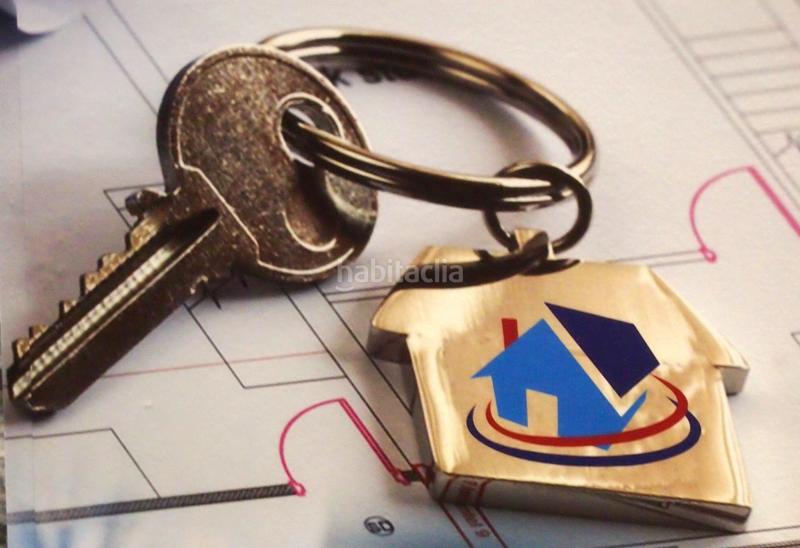 Foto afa16192-6d73-4693-979e-d7679da0cb93. Edificio in San Fermín Madrid