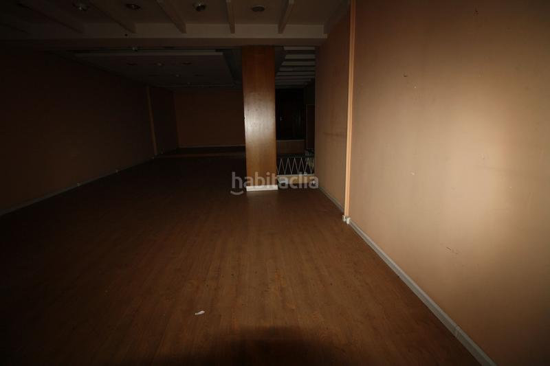 Foto 9584dd52-cc4b-4a18-8fc0-860bd388e6aa. Alquiler local comercial se alquila local en gran vía en Salamanca
