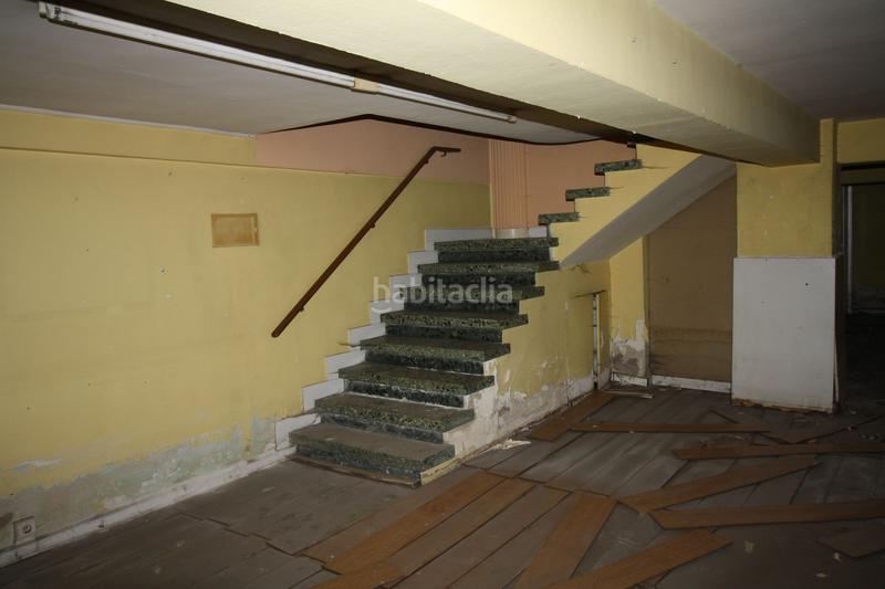 Foto d75e2e6e-3869-4f13-89f0-22f34d6387e2. Alquiler local comercial se alquila local en gran vía en Salamanca