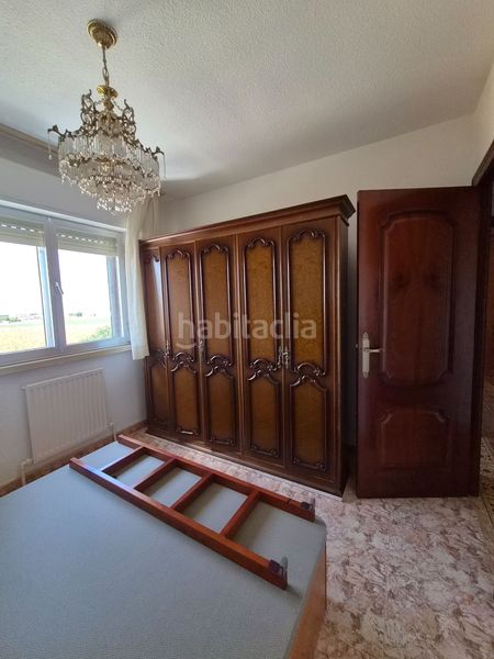 Foto b54e3c69-dae7-4e02-832b-18d5c1681097. Pis amb calefacció a Terradillos
