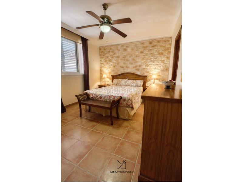 Foto 01c8721a-979c-4d48-aa09-ce1cd4033271. Casa bifamiliare con parcheggio piscina in Barranco Hondo Candelaria