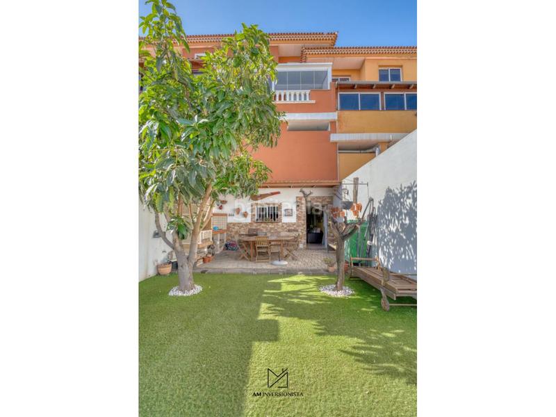 Foto 4f6e4e8b-50a5-4717-bd33-cfb6e0bb3ff4. Casa bifamiliare con parcheggio piscina in Barranco Hondo Candelaria