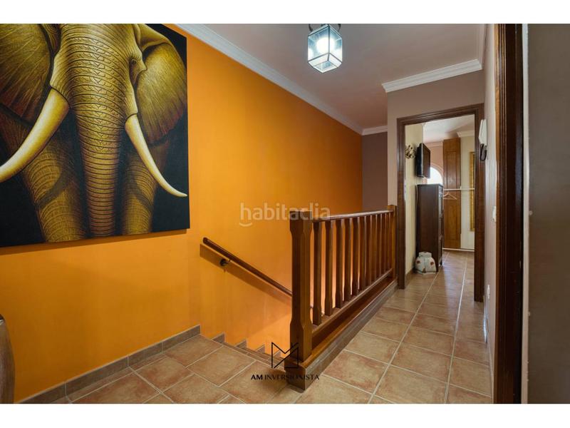 Foto bcdb32e0-10a0-49d7-a06f-4b2e2abf4593. Casa bifamiliare con parcheggio piscina in Barranco Hondo Candelaria