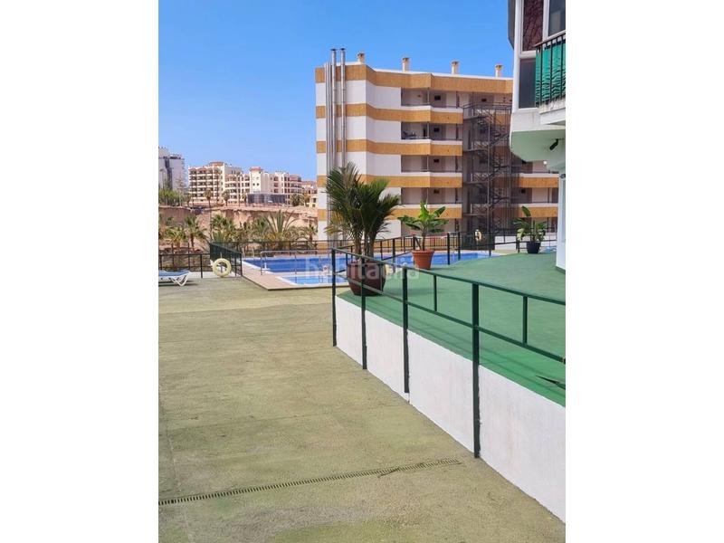 Foto 626f26d3-5f0b-4660-b9f3-89c92b23bf97. Appartamento in Playa de las Américas Adeje