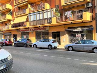 Business premise in El Tancat-Mas d´en Gual. Buscas un local donde montar tu negocio ???? aquí lo tienes !!!!