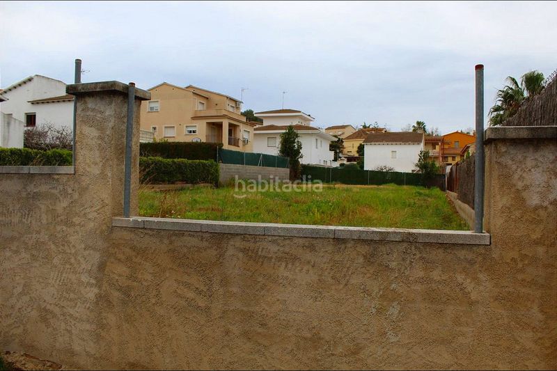 Foto 9cd8aa91-0b3c-4b58-908b-ac1a2909dfc9. Terreno residencial parcela edificable urbanización oasis en Vendrell (El)