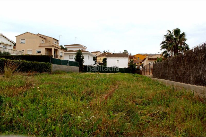 Foto c01c5c3c-219d-4c60-8913-534bea707a8a. Terreno residencial parcela edificable urbanización oasis en Vendrell (El)
