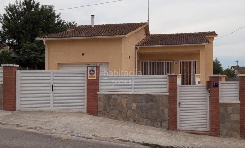 Foto 179c0b52-9ad8-4c71-b783-6401a70fcd54. Casa amb calefacció aparcament a Nou Vendrell Vendrell (El)