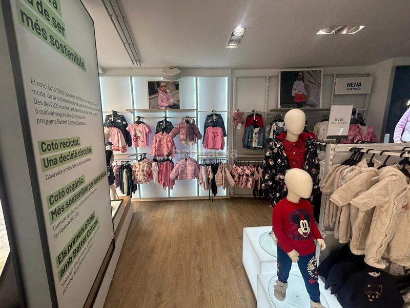 Foto e2fa8add-6bc6-42bb-ba12-8a525f424b16. Alquiler local comercial negocio en traspaso en Centre Reus