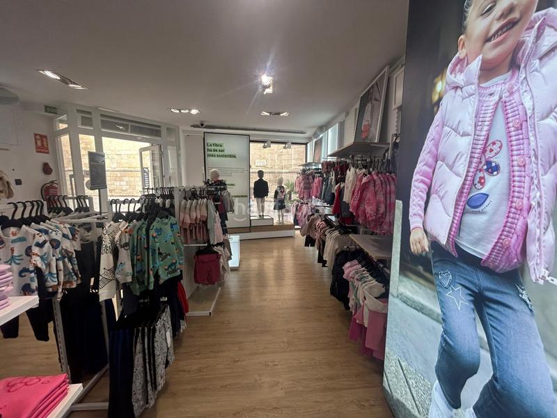 Foto 180b33d5-f6b0-4b80-8e26-79885fb5d763. Location local commercial dans Centre Reus