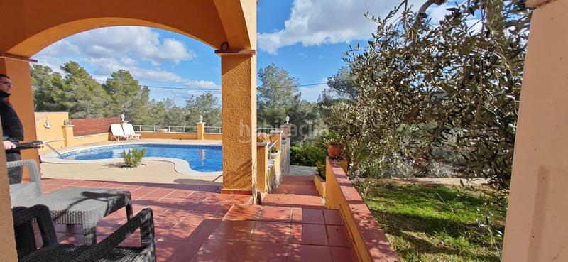 Foto 0795746b-da4d-4084-95cb-f55e06e34a7a. Chalet tu chalet independiente en el esplai te espera! en Bisbal del Penedès (La)