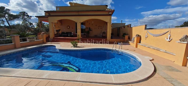 Foto b848b93d-df0c-4e08-a220-3ed27f8d56e8. Chalet tu chalet independiente en el esplai te espera! en Bisbal del Penedès (La)