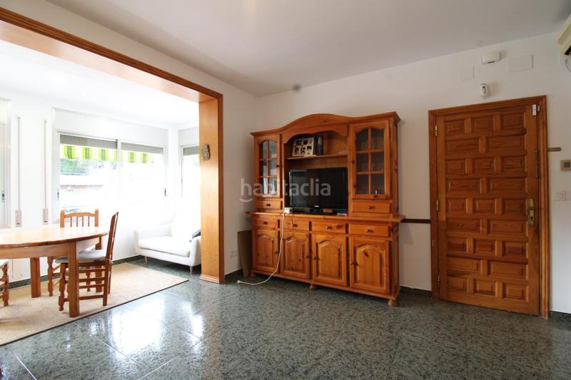 Foto 69c9076c-d1b4-4cfe-8c8b-70e3b8aa2c2b. Casa adosada chalet pareado residencial en Cunit residencial Cunit