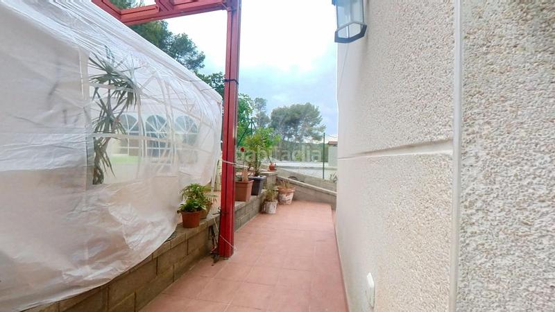 Foto f18165d1-96dc-4ca1-a010-b9021478029f. Casa adossada amb calefacció aparcament a Calafell poble Calafell