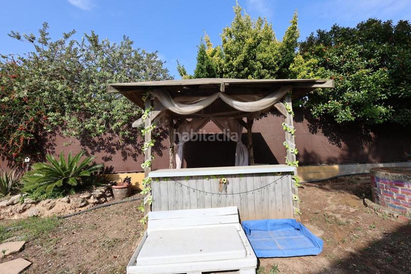 Foto ba0478ea-b874-43e0-88d7-498c942db99e. Casa  independiente con piscina urb. els boscos en Banyeres del Penedès