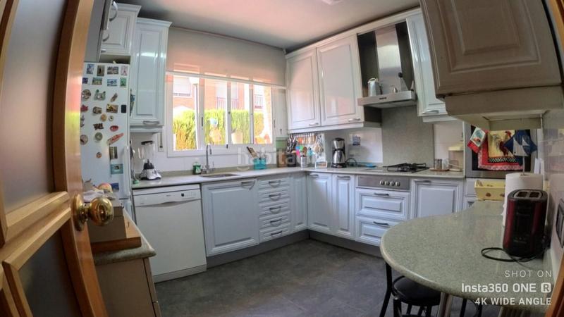 Foto cdb34d6e-da6b-426b-894d-8fc014543563. Reihenhaus mit heizung parking pool in Coll Favà Sant Cugat del Vallès