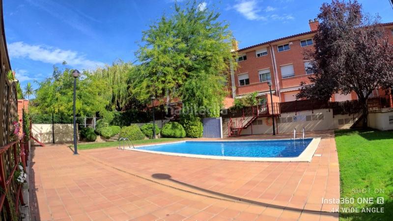 Foto e2f5c621-68f8-41bd-9aca-6fe65bcc6848. Reihenhaus mit heizung parking pool in Coll Favà Sant Cugat del Vallès